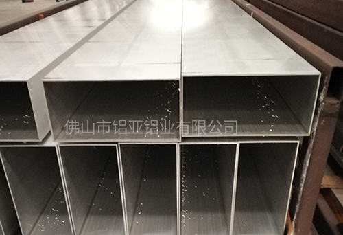 鋁型（xíng）材方通